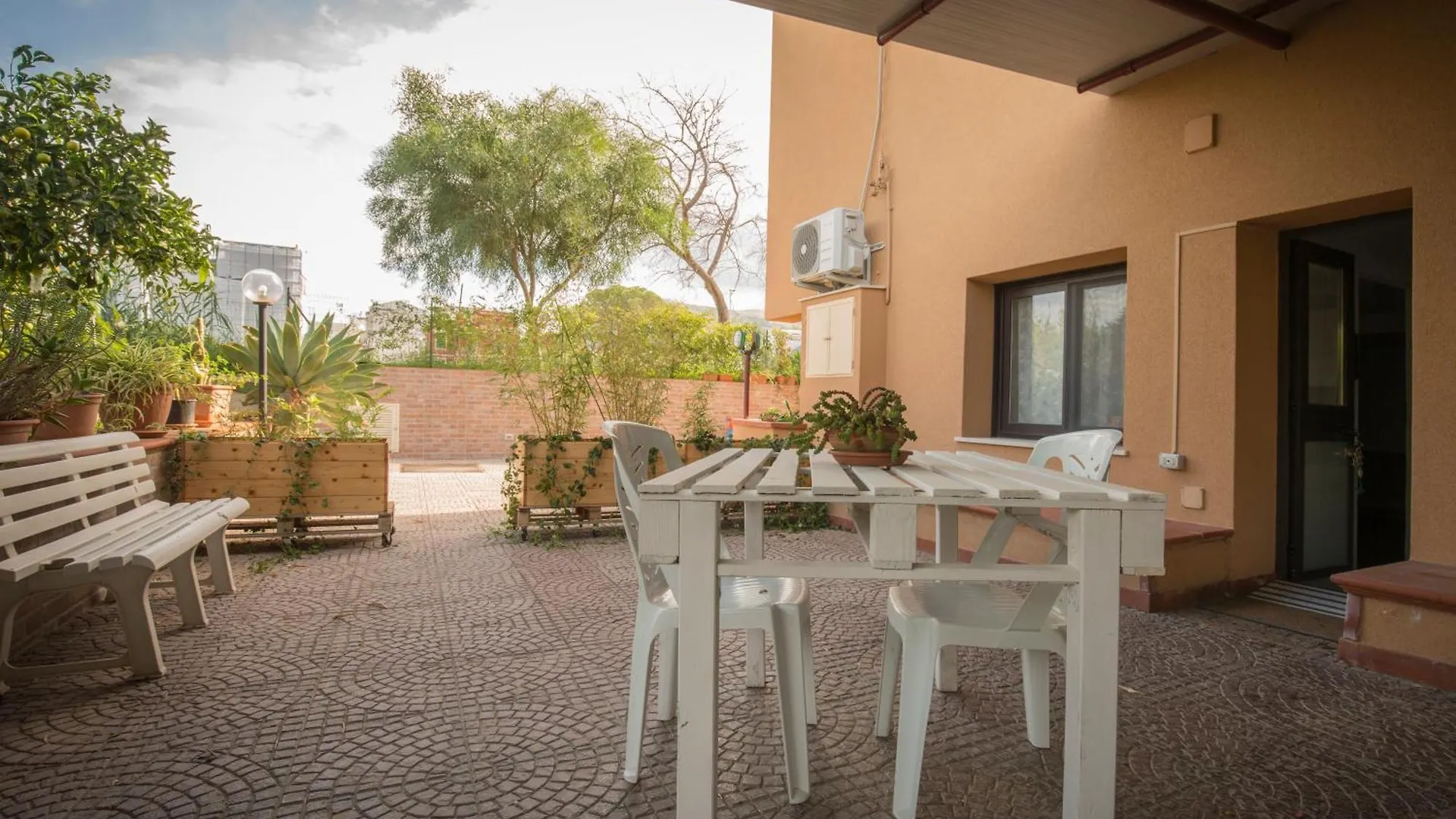 Fabiene Familyholidays Gelsomino Cefalù 0*,  Italien